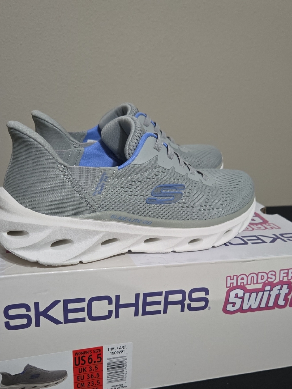 Skechers Swift Fit Memory Foam 6.5W